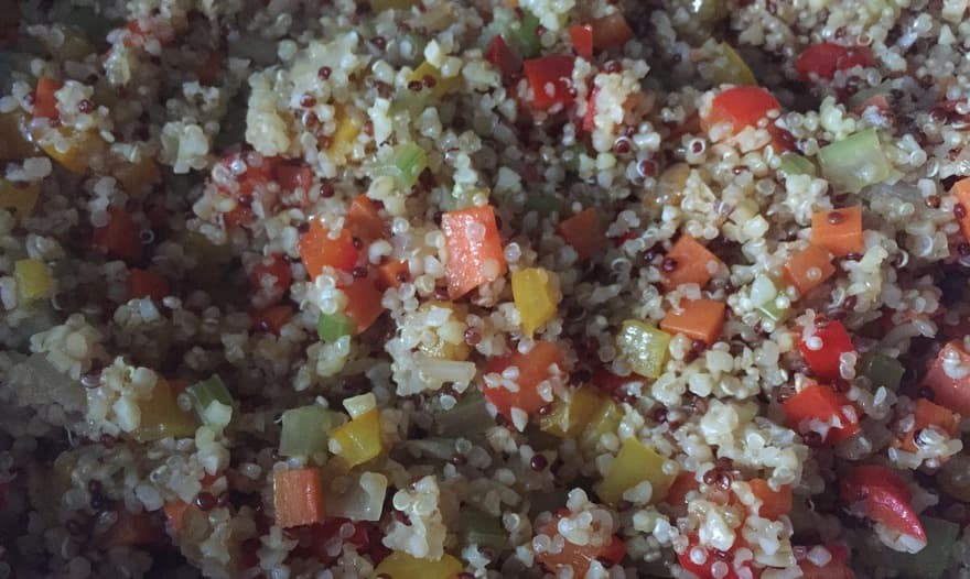 Булгур с овощами и курицей