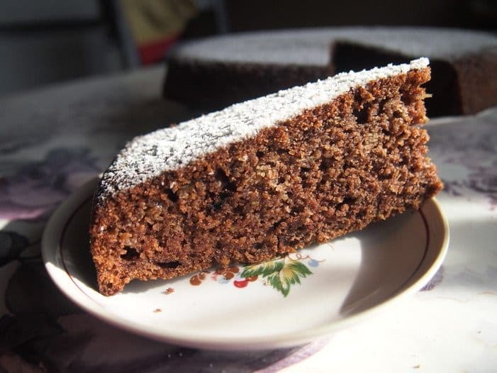 Пирог с кабачком и глазурью