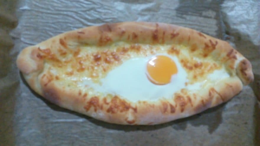 Хачапури по-аджарски
