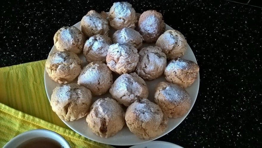 Марципановые маффины с курагой 