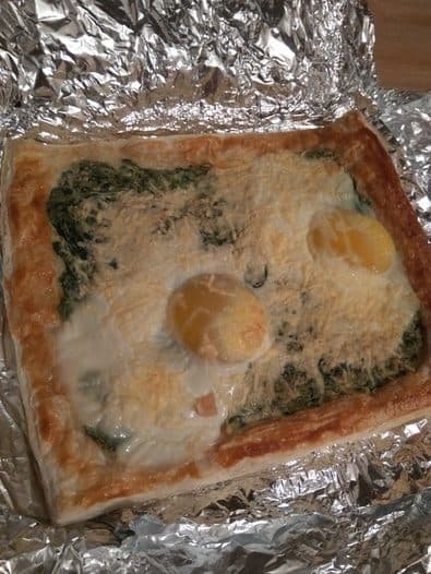 Флорентийский пирог с яйцами и шпинатом