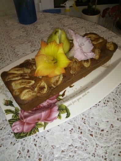 Кекс с творогом, грушей и грецким орехом