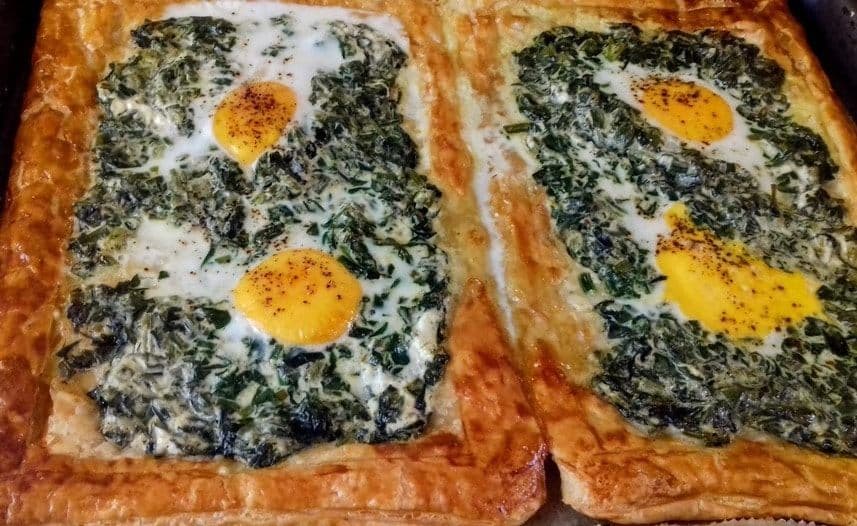 Флорентийский пирог с яйцами и шпинатом