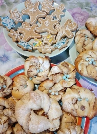 Плюшки с миндалем