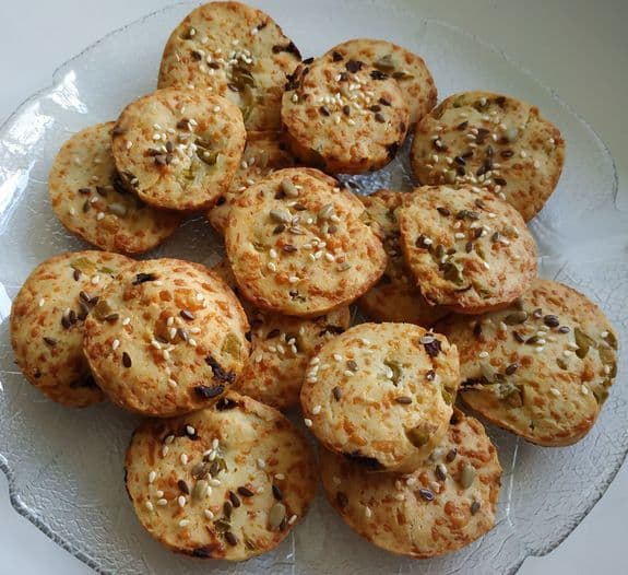 Сырное печенье с маслинами 