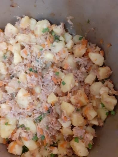Картошка с тушенкой