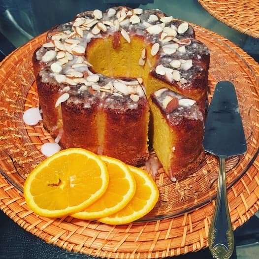 Апельсиновый кекс с миндальной мукой