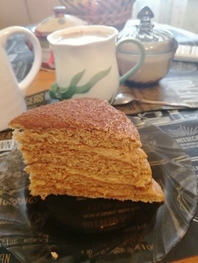 Тыквенный торт с орехом макадамия и кофейным кремом