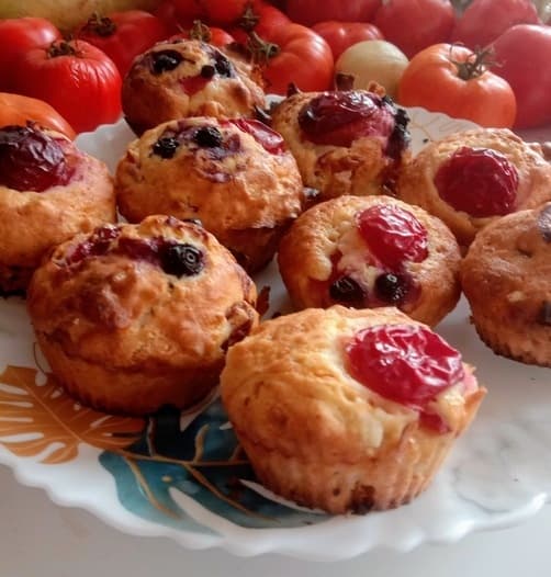 Кексы со сливами