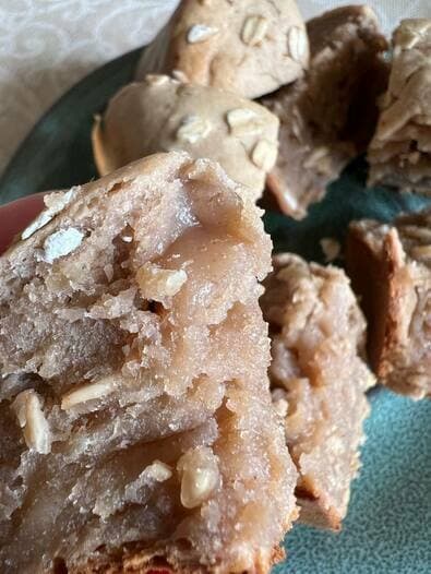Маффины с бананами и подсолнечными семечками